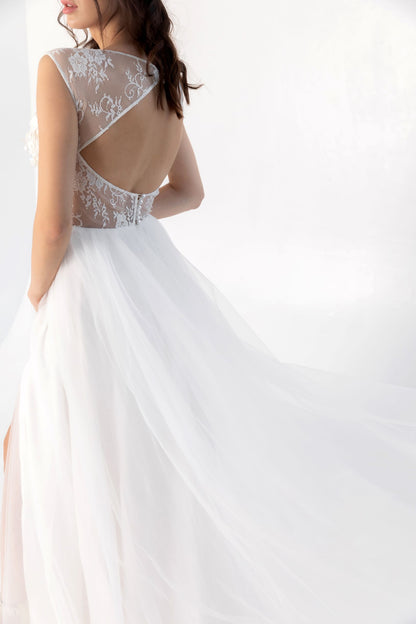 Ніжна квітка / сукня