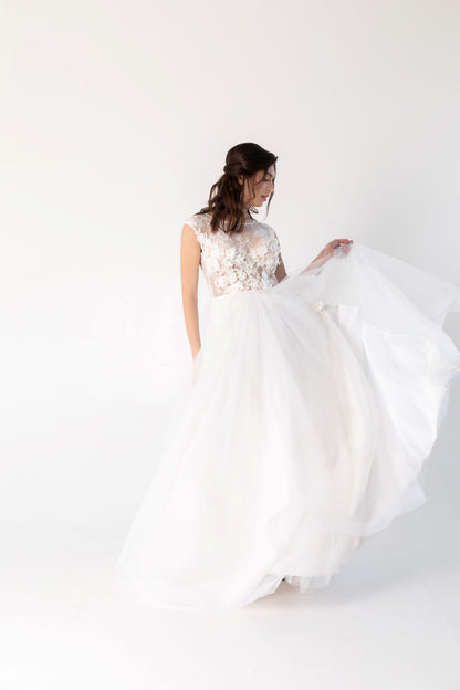 Ніжна квітка / сукня